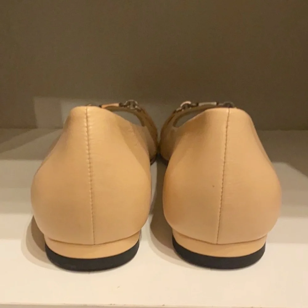 GUCCI TAN FLATS - Picture 8 of 11